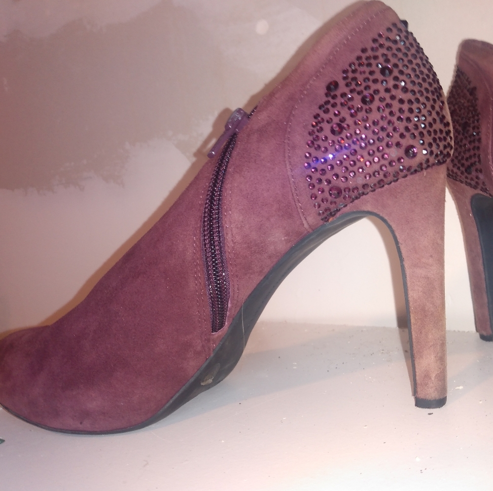 Maroon faux suede heels size 7.5